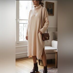 Crem38 $250 authentic luxury made in Italy Wool blend turtleneck sweater. Size M